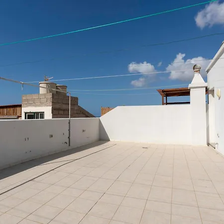 Appartement La Casita Del Muelle 50 Meters From The Sea Los Abrigos